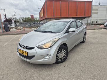 יונדאי I35