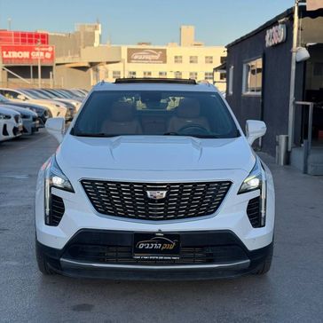 קאדילאק XT4