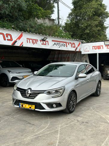 רנו מגאן