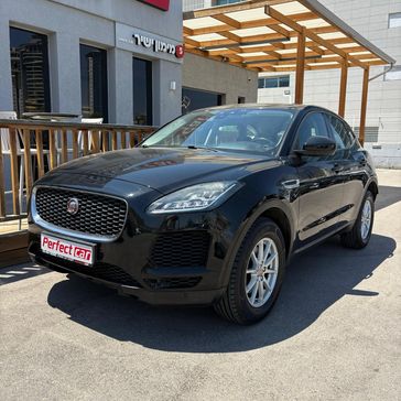 יגואר E-PACE