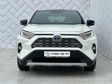 טויוטה RAV4