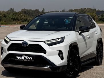 טויוטה RAV4
